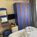 Hotel Dilhan 2*