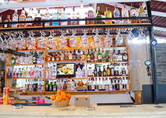 Dilhan Ξενοδοχείο Μαρμαρίς