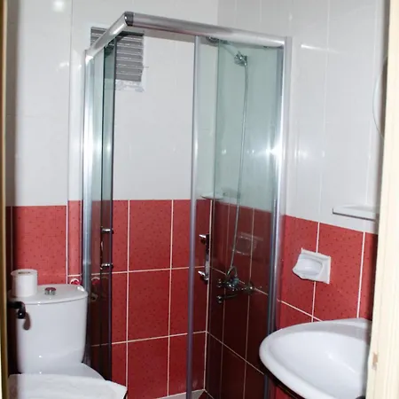 Dilhan Hotel