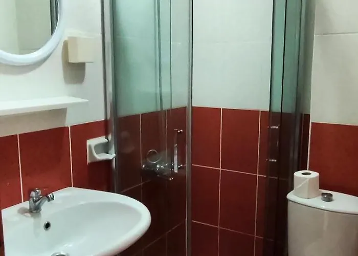 Dilhan 2* מרמריס